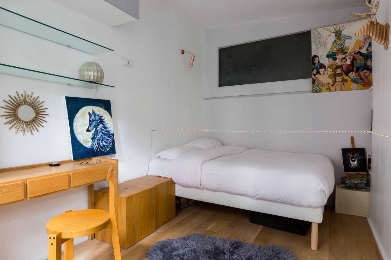 Apartmán Veeve - Artistic Excellence In The Marais Paříž Exteriér fotografie