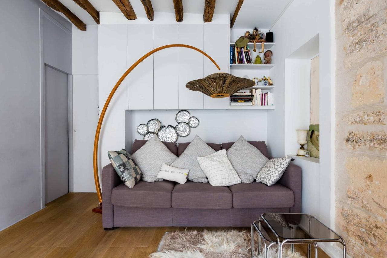 Apartmán Veeve - Artistic Excellence In The Marais Paříž Exteriér fotografie