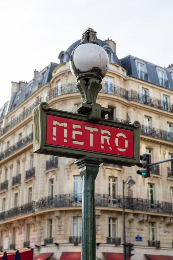Apartmán Veeve - Artistic Excellence In The Marais Paříž Exteriér fotografie