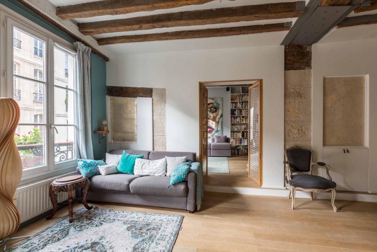 Apartmán Veeve - Artistic Excellence In The Marais Paříž Exteriér fotografie